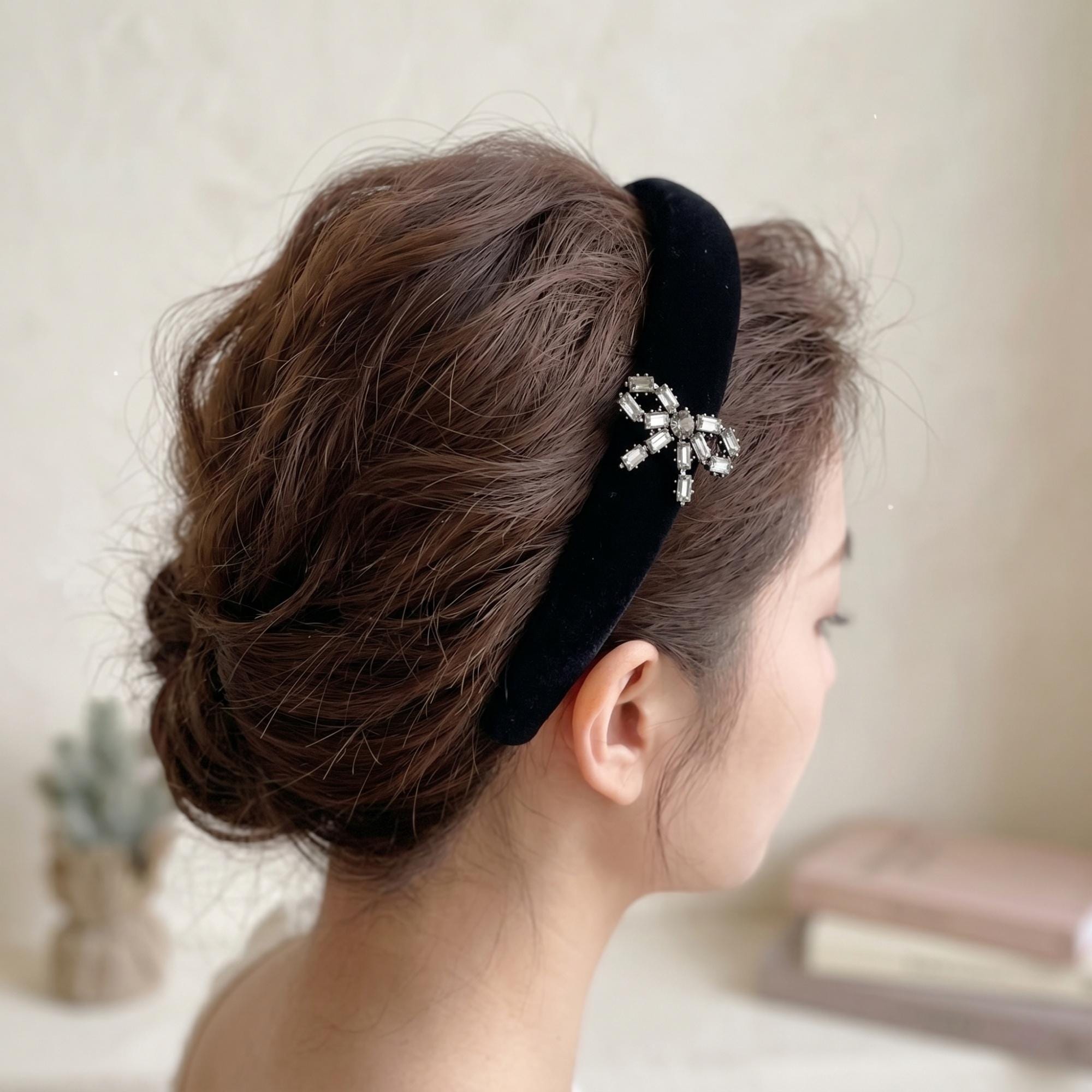 Velvet Crystal Bow Headband, Elegant Padded Rhinestone Hair  display picture 1