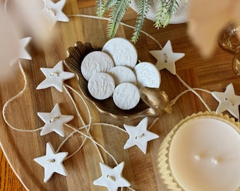 Set van 2 koelkastmagneten met bloemen – handgemaakte, decoratieve magneten met reliëf