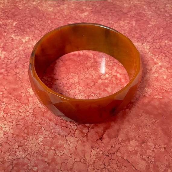 Authentic Bakelite Striated Cinnamon, Diamond-Fac… - image 6