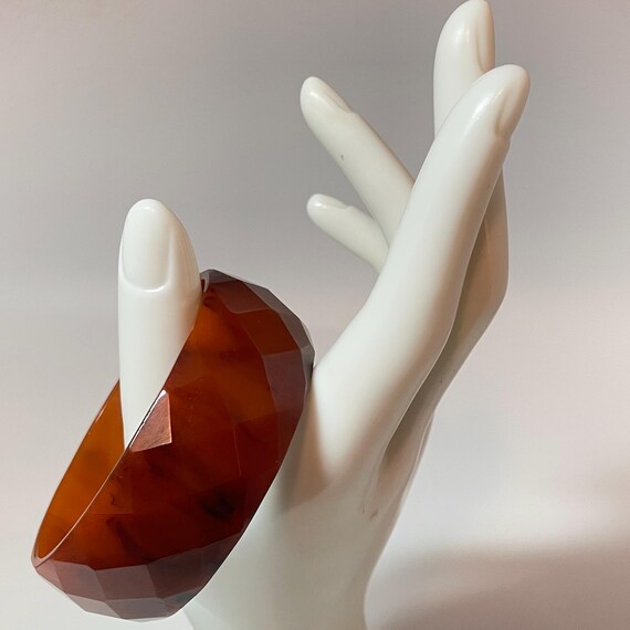 Authentic Bakelite Striated Cinnamon, Diamond-Fac… - image 3