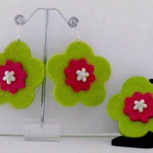 The Pimento Collection Funky Felt Flowers image 5