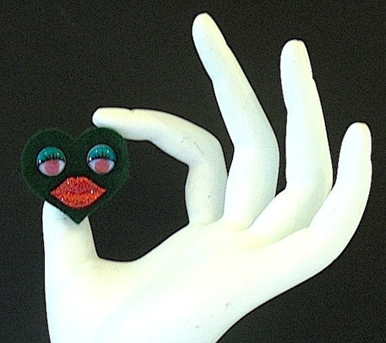 Green Sweet Heart Ring Funky Felt Flowers Cocktail Ring image 4