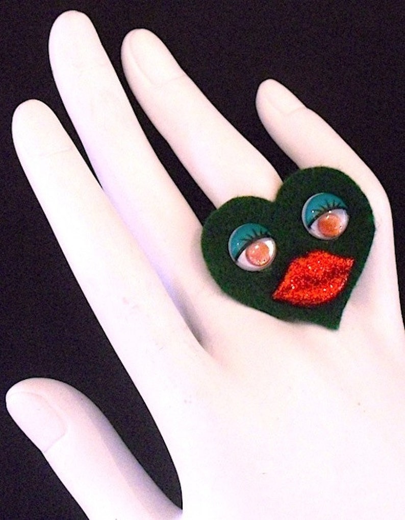 Green Sweet Heart Ring Funky Felt Flowers Cocktail Ring image 3