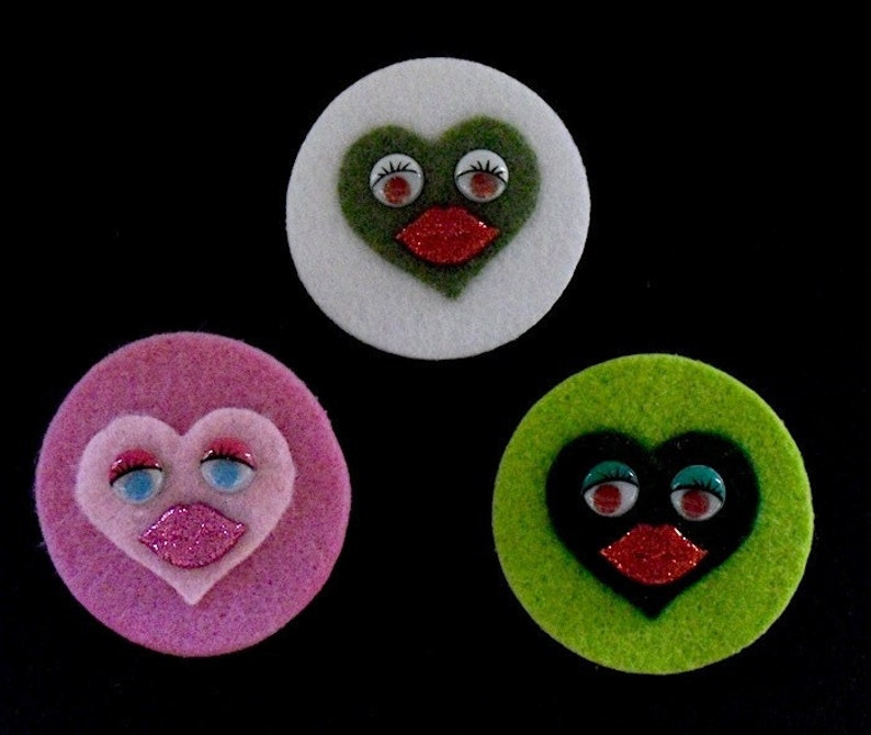 Two-Tone Pink Sweet Heart Brooch Funky Felt Flowers image 4