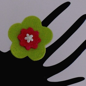 The Pimento Collection Funky Felt Flowers image 2