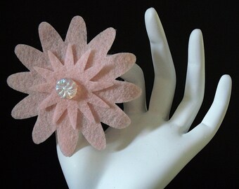 Jennifer (Funky Felt Flowers Cocktail Ring)