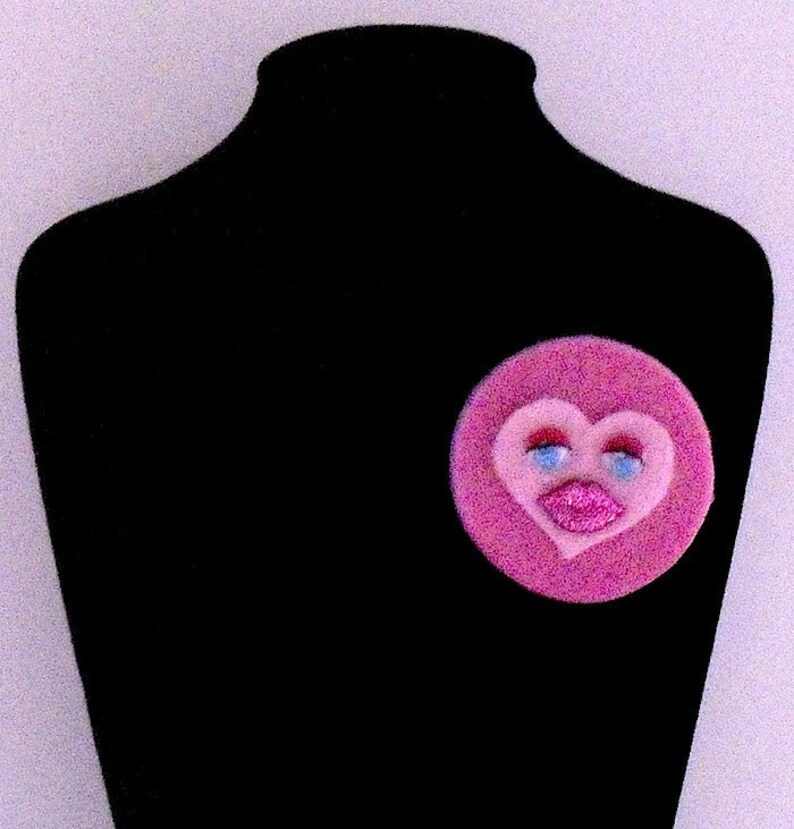 Two-Tone Pink Sweet Heart Brooch Funky Felt Flowers image 3