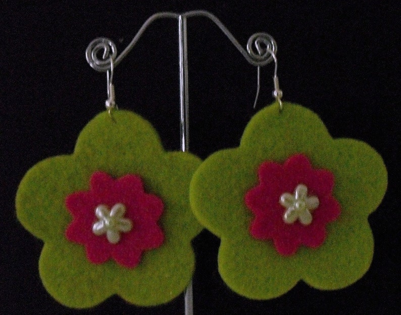 The Pimento Collection Funky Felt Flowers image 4