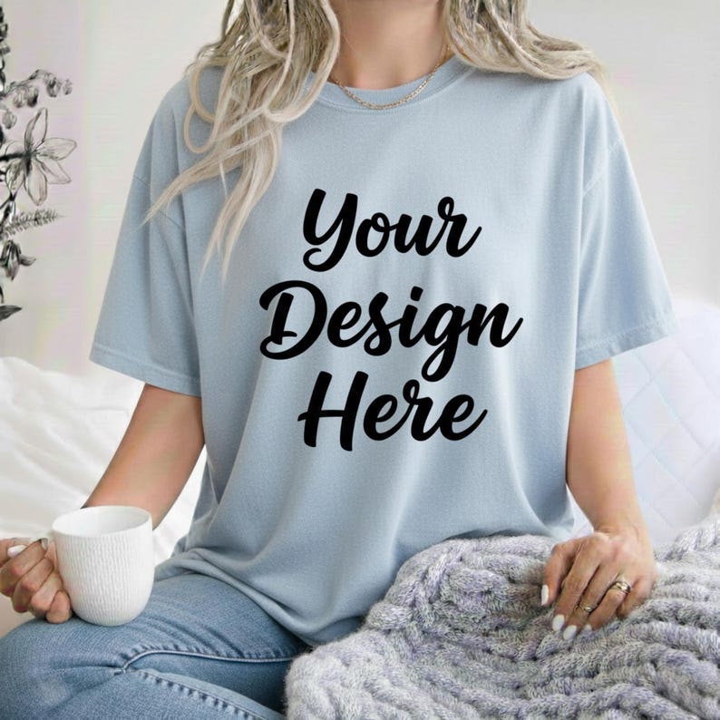 Paquete de maquetas inspiradas en Comfort Colors 1717 / 30 maquetas de camisetas / Colores neutros de moda / Ropa para impresión bajo demanda / Descarga digital imagen 5