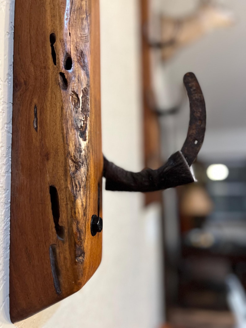 Rustic Western Coat/hat Rack | 4 Hook | Lodge Hunting Cabin | Horseshoe ...