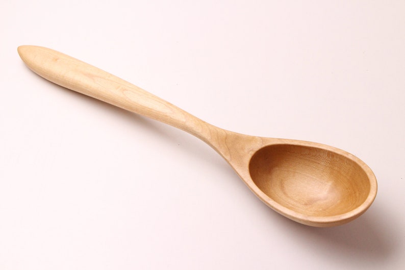 Grande mestolo di legno, cucchiaio per servire stufato e peperoncino, fatto a mano, cucchiaio da ciotola profondo, legno di ciliegio, utensile di legno, utensile da portata immagine 7