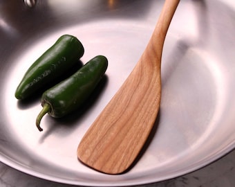 Right handed handmade treenware spatula thingy carved from Cherry wood