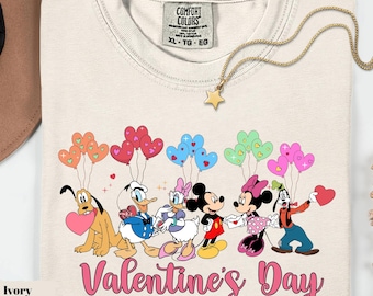 Camiseta Comfort Colors para San Valentín, camiseta de Mickey y sus amigos