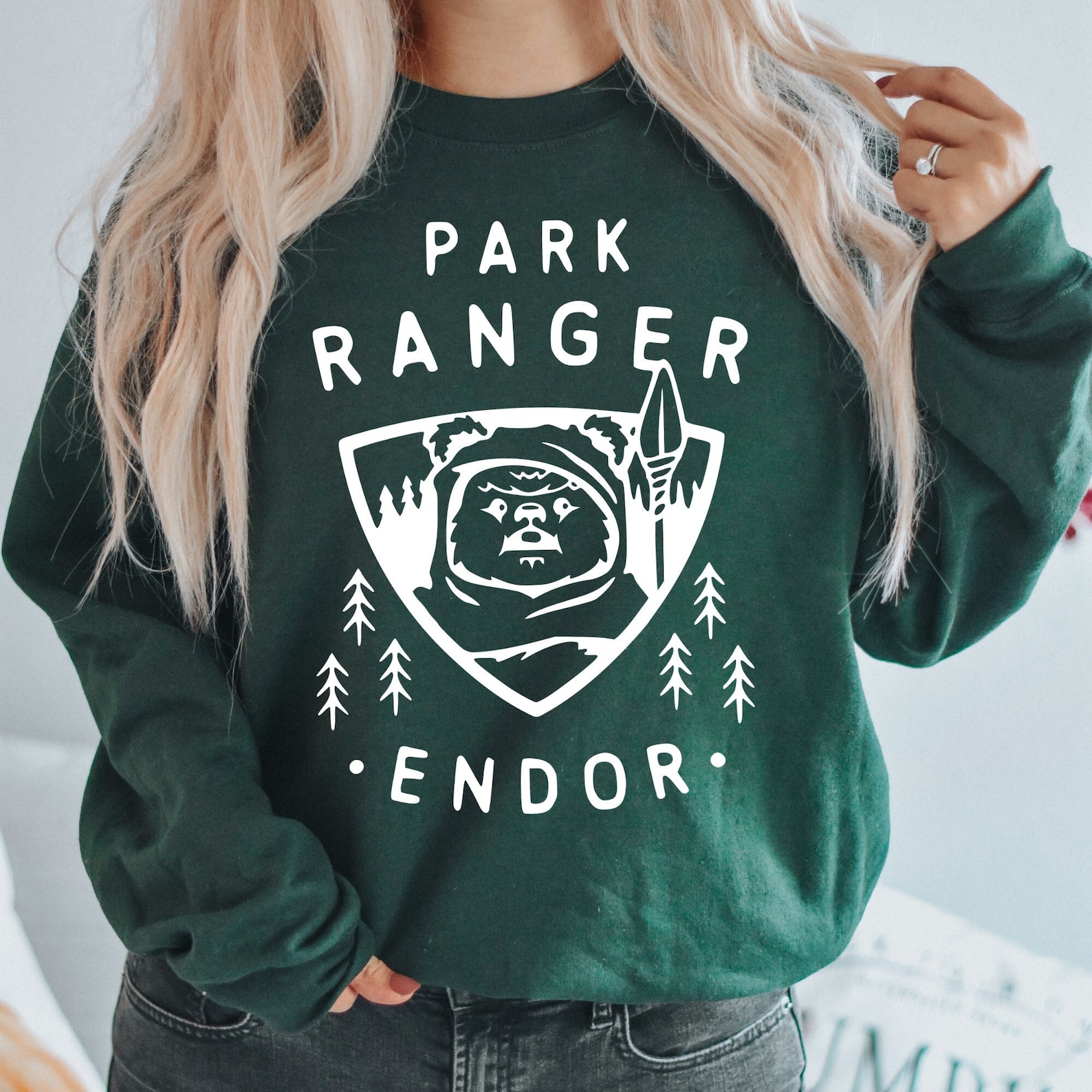 Star Wars Endor Sweatshirt - Minimalistisches Design Mit Kreis-Portrait