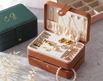 Personalized Large Jewelry Box, Faux Leather Travel Case, Bridesmaid Gift, Monogram Jewellery Organizer