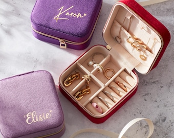 Personalised Velvet Jewelry Box, Mothers Day Gift, Bridesmaid Gift, Gift for Bridal Party, Gift for Her, Birthday Gift Women, Christmas Gift