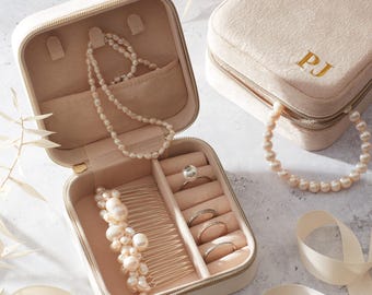 Custom velvet jewelry box, Travel jewellery box, Bridesmaid proposal, Small earring organizer, Gifts box sister, friend, Birthday Gift