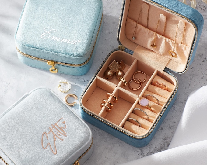 Personalized Velvet Jewellery Box, Custom Jewellery Boxes, Bridesmaid Jewellery Box, Gift for Her, Travel Jewellery Case, Custom Name Box