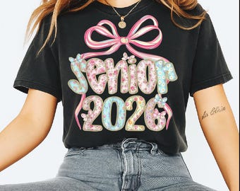 Coquette Lace afstuderen senior 2026 png, preppy klas van 2026 sublimatieontwerp, afgestudeerd 2026 png, middelbare school shirtontwerp png