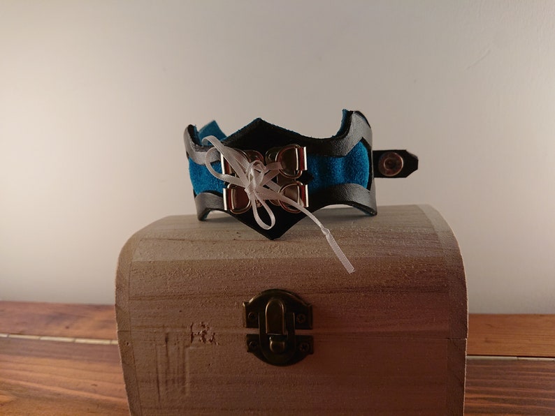 teal and black with nickel plate fittings 10-12 Thorn Silhouette Leather Cuff Bracelet SALE Lace and Lakes