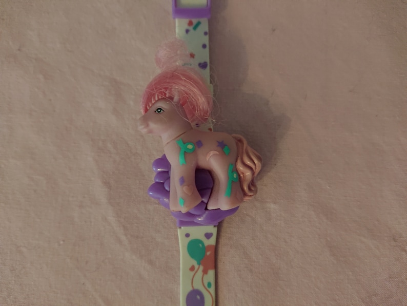 very good condition Birthday Pony digital flip-open watch with brushable mane Vintage G1 My Little Pony merchandise