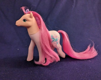 Dainty - Sweetheart Sister - G1 My Little Pony