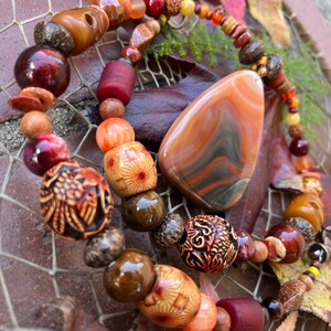 Sunset Lover Agate Pendant Beaded Necklace image 7