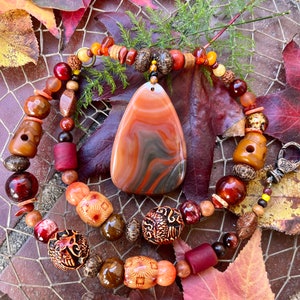 Sunset Lover Agate Pendant Beaded Necklace image 1