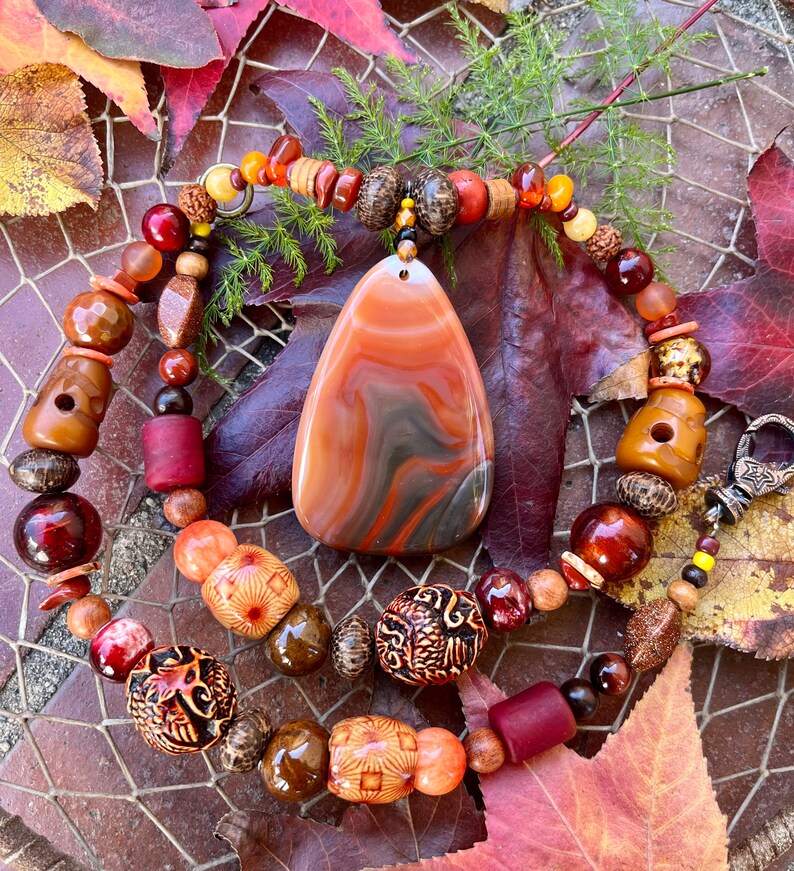 Sunset Lover Agate Pendant Beaded Necklace image 1