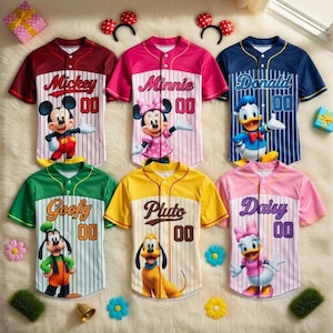 Camiseta de béisbol personalizada de Mickey y sus amigos, camiseta de Minnie, Donald, Goofy, Pluto y Daisy, regalo de cumpleaños infantil de Disney, ropa familiar de Magic Kingdom.
