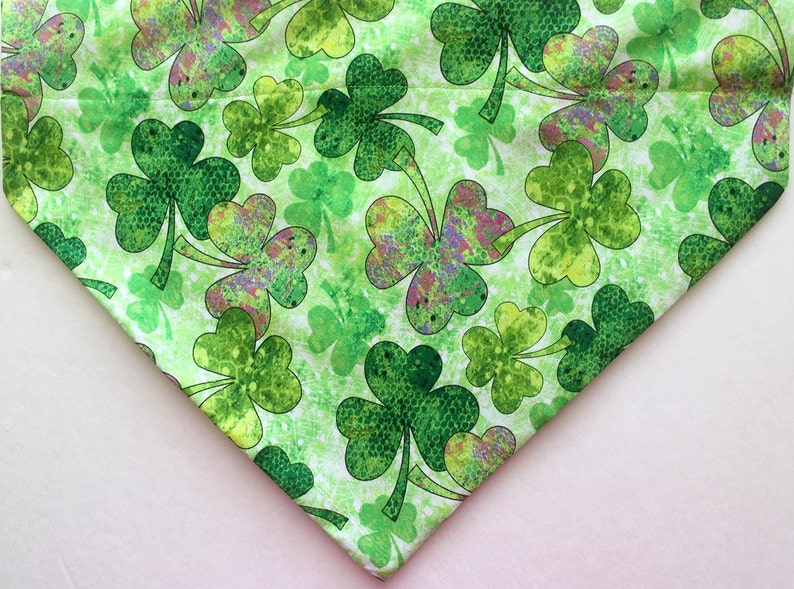 Download St. Patrick's Day dog bandana shamrock dog bandana pet | Etsy
