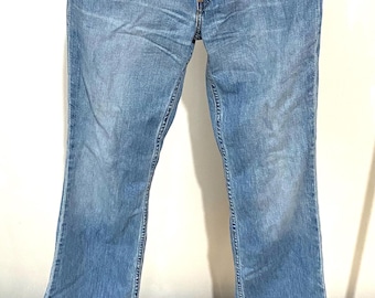 Calça jeans Levi's 529 Vintage - Corte Bootcut/Flared - Tamanho 26 (cintura) x 34 (comprimento)