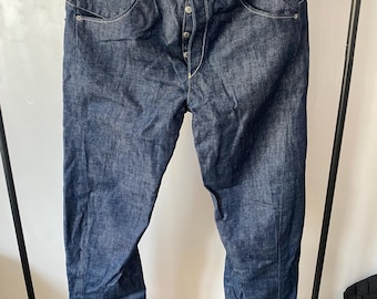 Jean Levi’s vintage engineered straight cut w38 L36