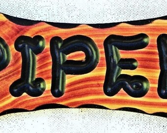 Letrero rústico de madera de cedro rojo tallado a medida con forma de hueso de perro de 7,6 cm x 20,3 cm x 2,5 cm de CedarCutts