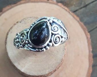 hermoso anillo de tanzanita