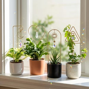 Plant Trellis Suncatcher, Potted Plant Decor Gift, Crystal Light Catcher for Indoor Plants, Indoor Plant Decor. Window-Side Planters