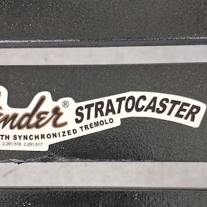 Calcomanía de agua reproducida a mano estilo Fender Stratocaster años 70 PRE-CORTADA y lista para usar.