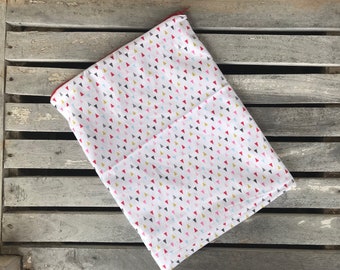 10"x13" Travel Wet Bag -Triangles-Optional Strap Available sewn with Bikini Bag Wet Bag Gym Back Snack Bag Baby Gift