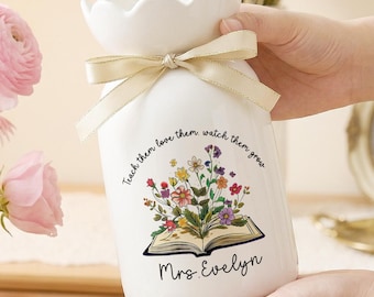 Vaso de flores personalizado, presente personalizado para professores, decoração floral para amantes de livros, presente de agradecimento pelo fim do ano letivo.