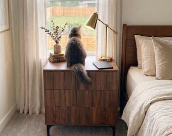 Mid-Century  Bedside Table with Push-to-Open Handle-Free Design, for Bedroom or Living Room