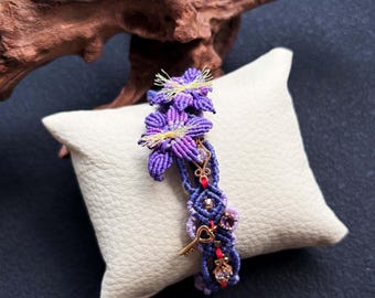 Handwoven Wax Thread Herta Bracelet, Custom Anime Character Jewelry, Metallic Accents