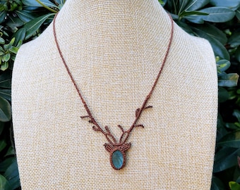 Collier en macramé de cerf labradorite, pendentif en macramé de pierres précieuses