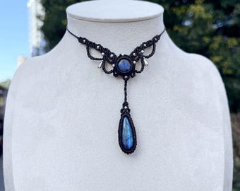 Gothic Labradorite Macrame Choker with Waxed Thread, Adjustable Gemstone Necklace