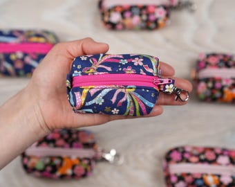 Handmade Itty Bitty Boxy Zipper Pouch - Navy Ribbon Musubi