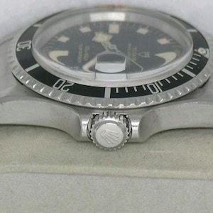 Eine Armbanduhr aus dem Jahr 1972