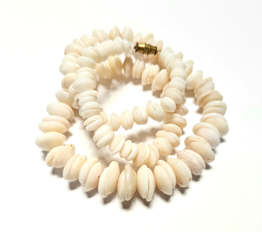 Vintage 70’s Turquoise and Heishi & Puka Shell Necklace main image 0