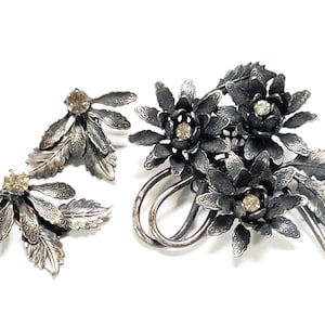 Miriam haskell Brooch Earring Set Unsigned Miriam Haskell Circa 1950s