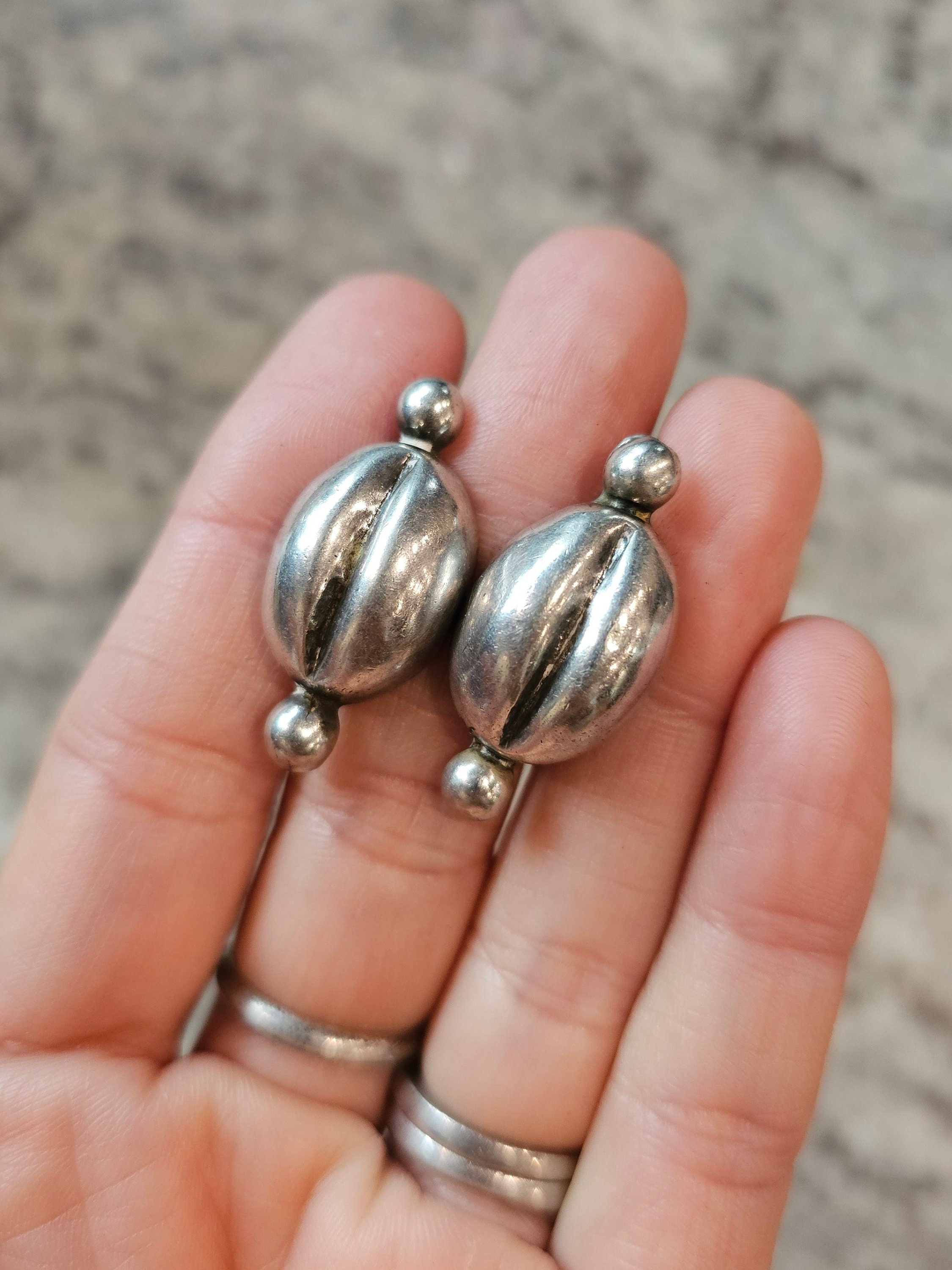 Vintage Sterling Silver Screw Back Earrings Maker Mark