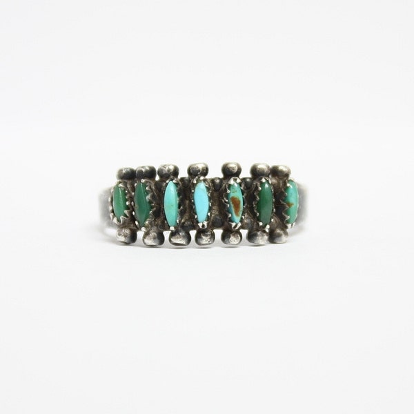 Fred Harvey Era Sterling Zuni Turquoise Needlepoint Ring Size 6 (7) Turquoise Pieces Saw Tooth Settings