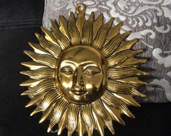 eSplanade Brass Sun Surya Wall Sculpture Hanging Decor 10 Dia eSplanade Brass Sun Surya Wall Sculpture Hanging Decor 10 Dia